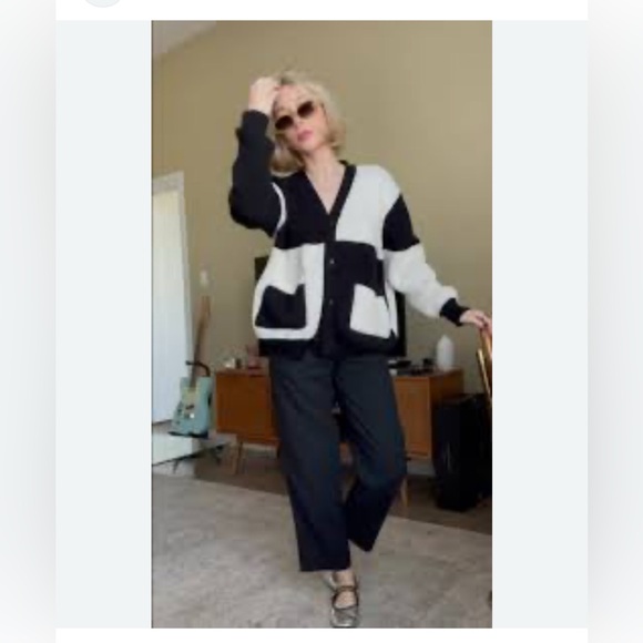 Lisa Says Gah Black White Color block Chunky knit cardigan sweater XS/S - Picture 2 of 6